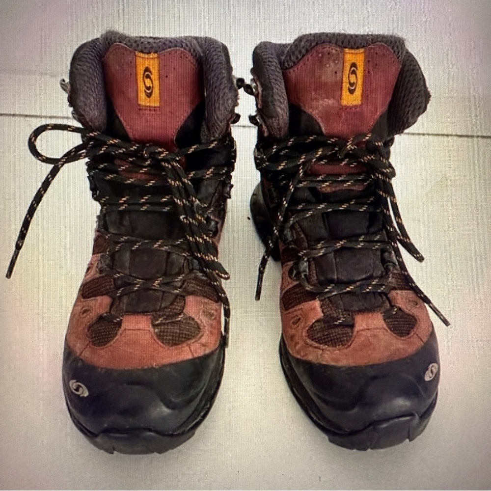 Salomon Women 4D Chassis Red Black Gore-Tek Contagrip Hiking Boots Size 6.5